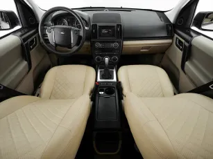 Land Rover  8