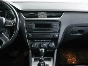 Skoda  9