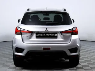 Mitsubishi  6