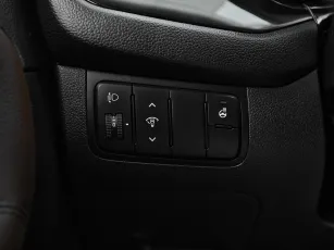 Kia  11