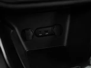Kia  15