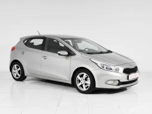 Kia  3