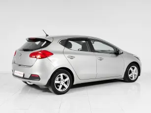 Kia  4