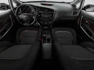 Kia  8