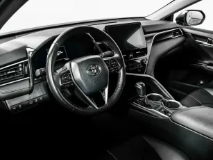 Toyota  9