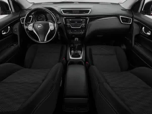 Nissan  8
