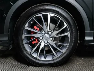 Geely  8