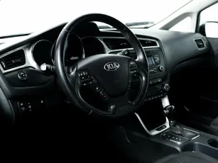 Kia  10