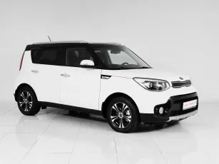 Kia  3