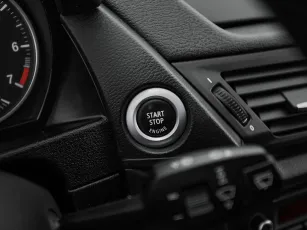 BMW  12
