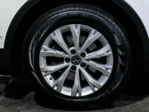 Volkswagen  5
