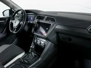 Volkswagen  6