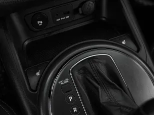 Kia  15