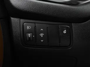 Kia  12