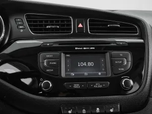 Kia  15