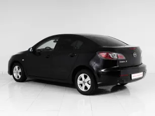 Mazda  4