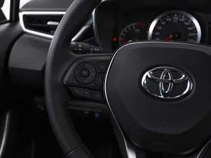 Toyota  12