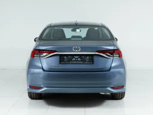 Toyota  5