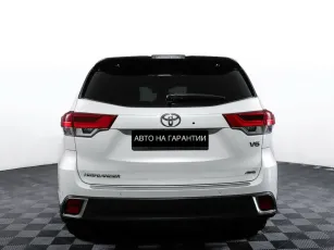 Toyota  6
