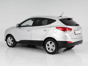 Hyundai  5