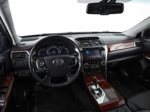 Toyota  10