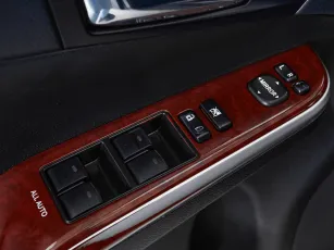 Toyota  11