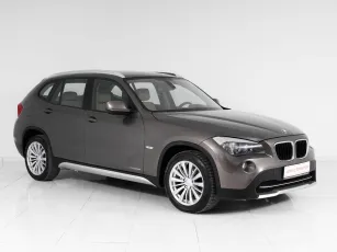 BMW  3