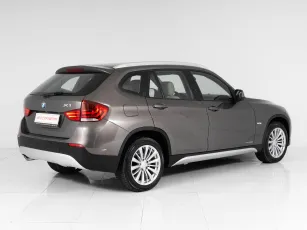 BMW  5