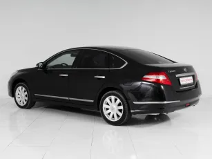 Nissan  4