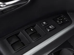 Mitsubishi  11