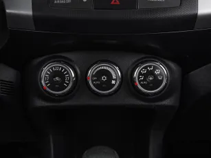 Mitsubishi  14