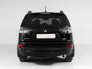 Mitsubishi  6