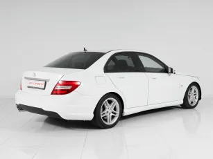 Mercedes-Benz  5