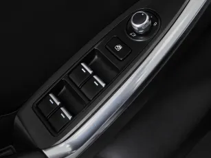 Mazda  12