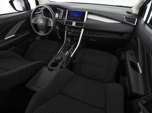 Mitsubishi  9
