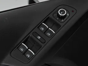 Volkswagen  12