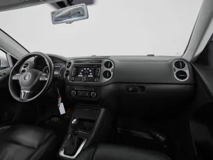 Volkswagen  9