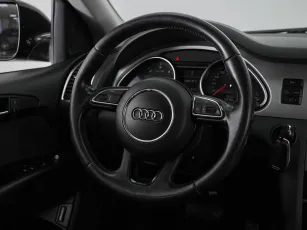Audi  10