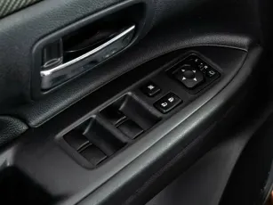 Mitsubishi  12