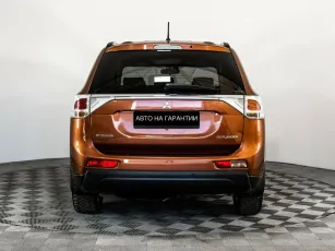 Mitsubishi  4