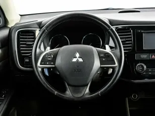 Mitsubishi  8