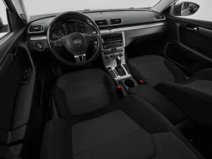Volkswagen  7