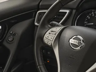 Nissan  12