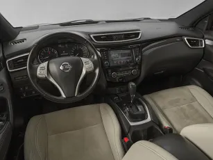 Nissan  8