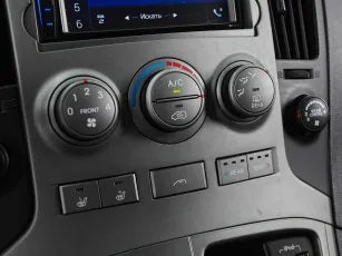 Hyundai  15