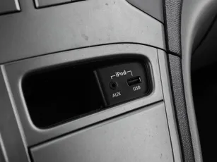 Hyundai  16