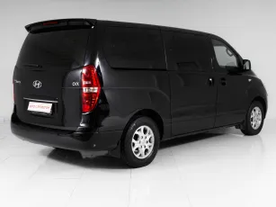 Hyundai  4