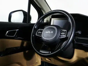 Kia  12