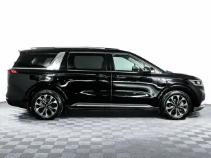 Kia  4