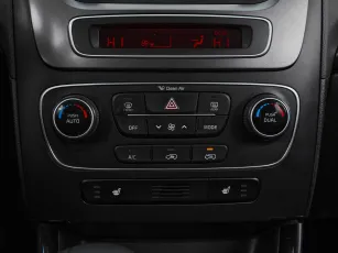 Kia  15